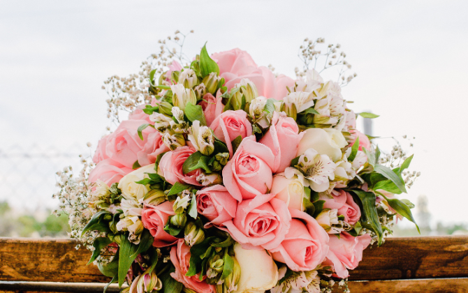 flower bouquet in Dubai